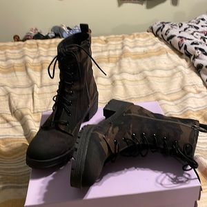 Camo boots